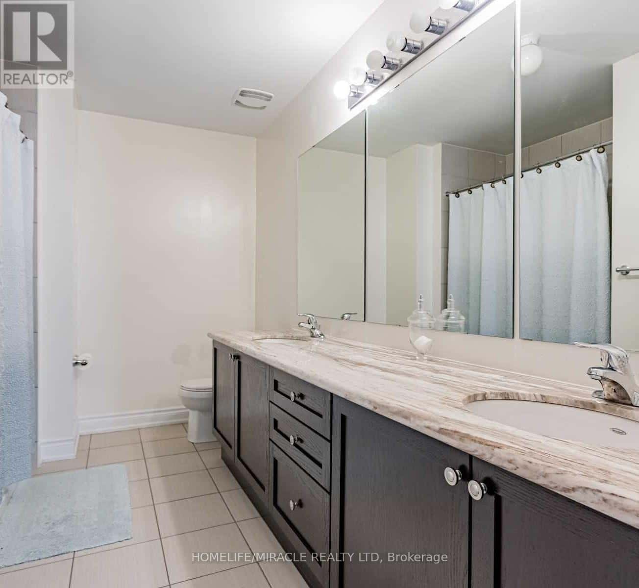 170 MAXWELL STREET — Toronto (Bathurst Manor), Ontario - Photo 4 of 10