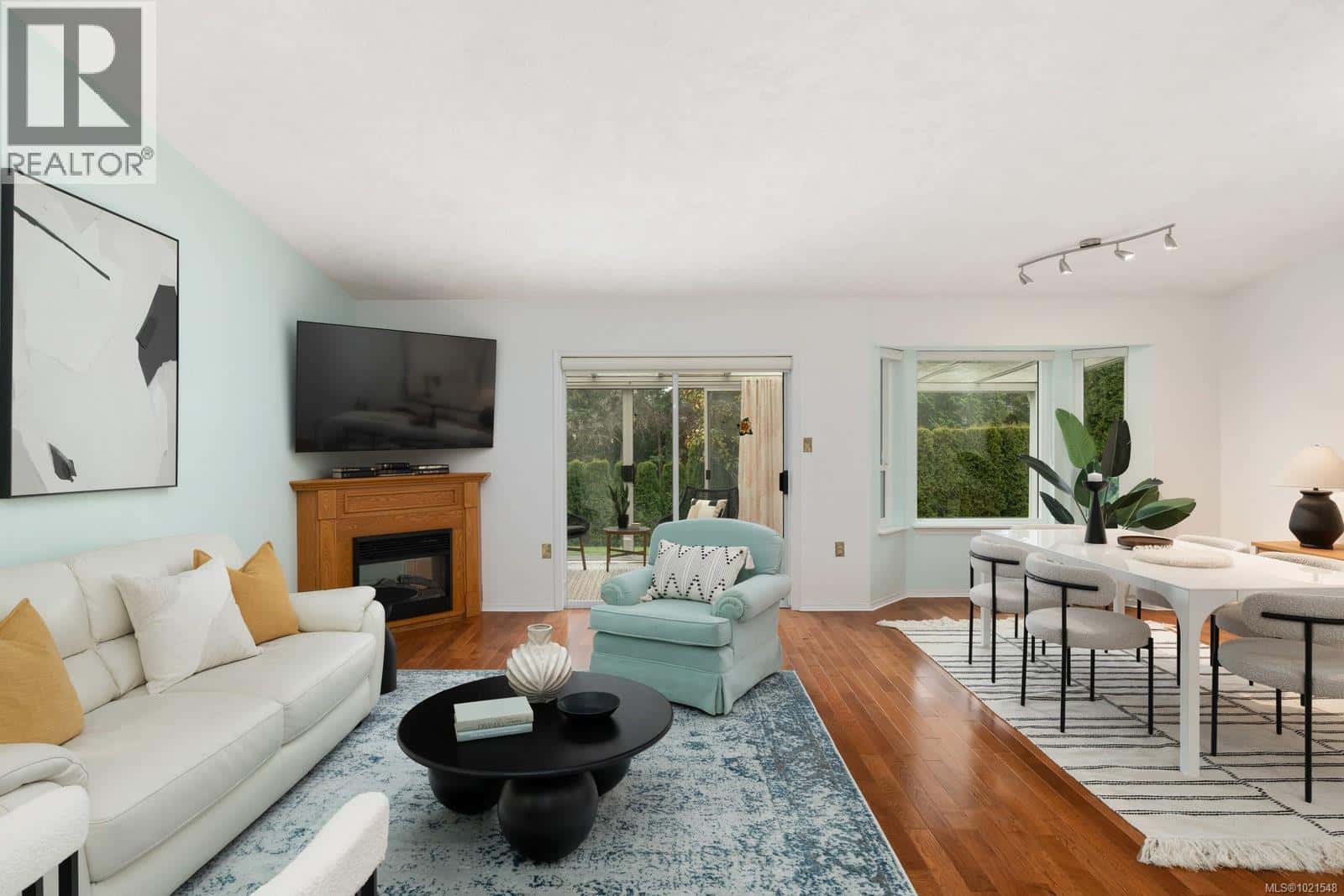 83 2600 Ferguson Rd — Central Saanich, British Columbia - Photo 3 of 35