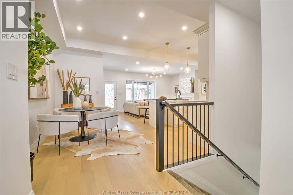 50 MULBERRY COURT — Amherstburg, Ontario - Photo 3 of 34