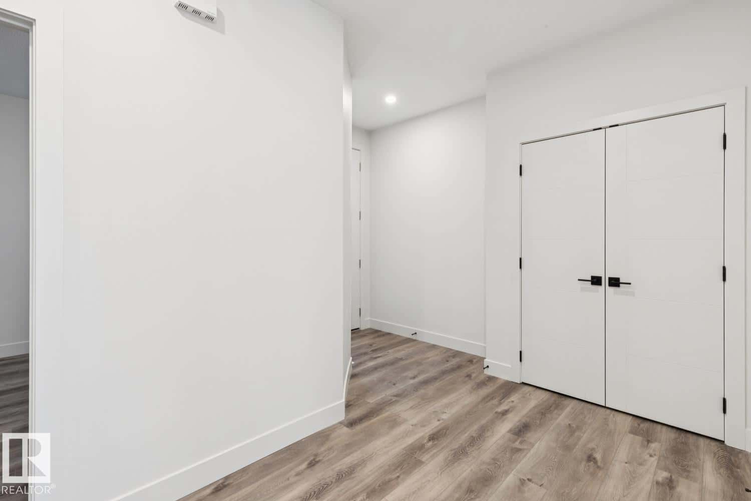 6275 19 ST NE — Rural Leduc County, Alberta - Photo 5 of 48