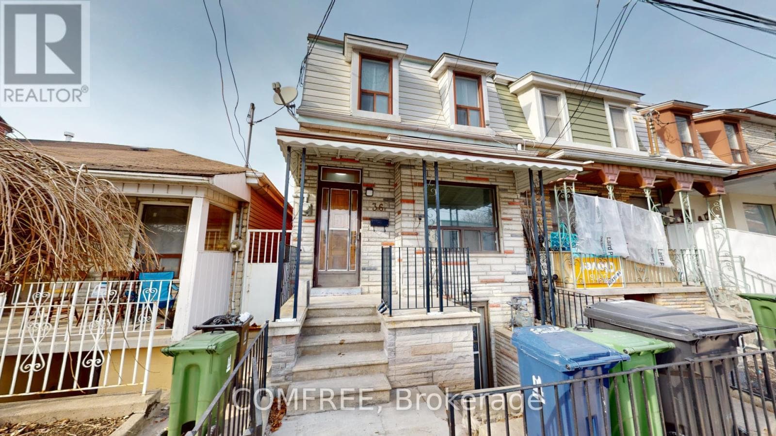 36 MITCHELL AVENUE — Toronto (Niagara), Ontario - Main photo
