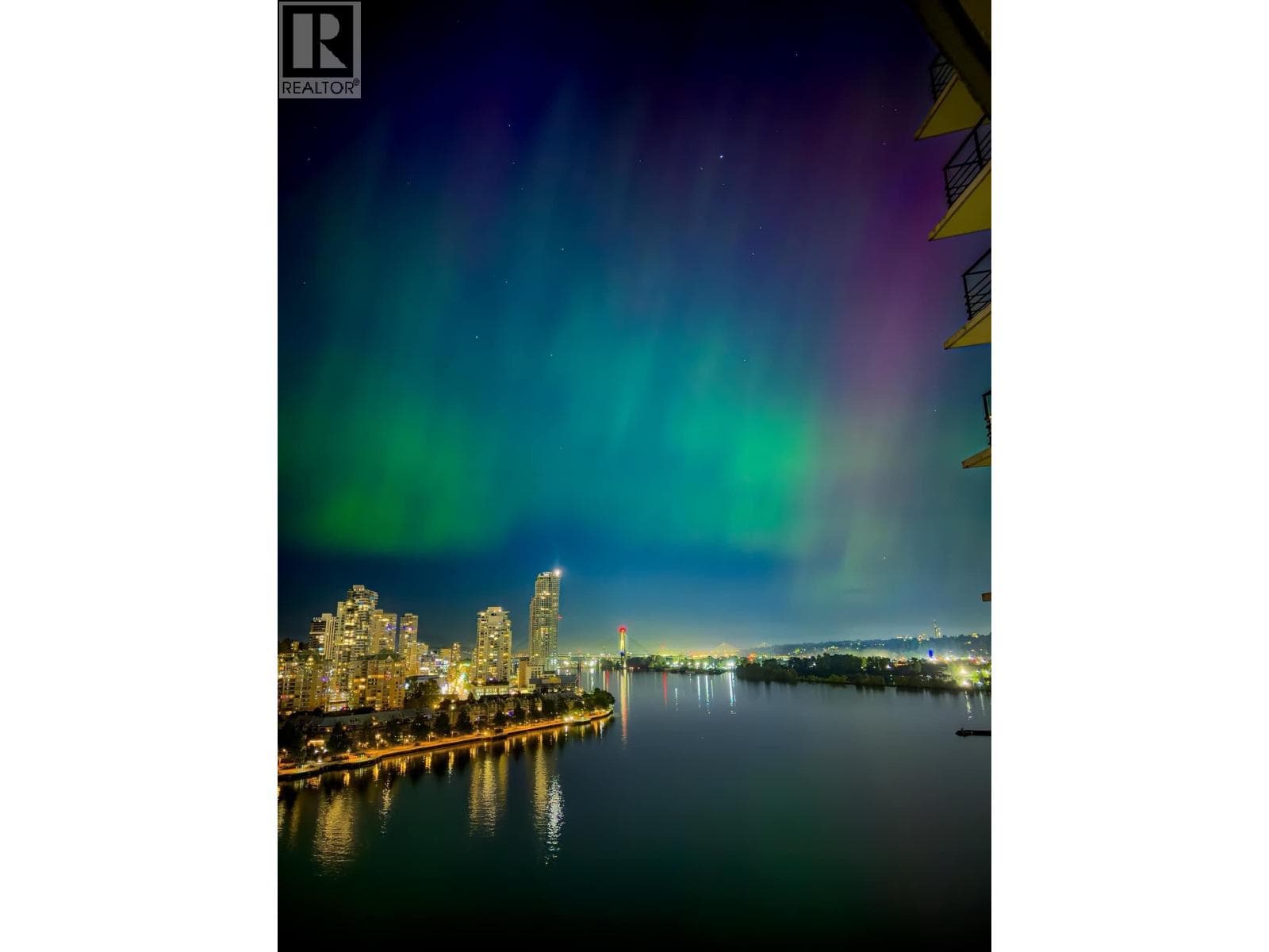 1406 210 SALTER STREET — New Westminster, British Columbia - Main photo