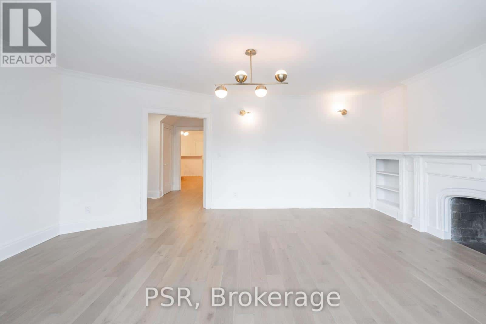 25 COULSON AVENUE — Toronto (Forest Hill South), Ontario - Photo 5 of 35