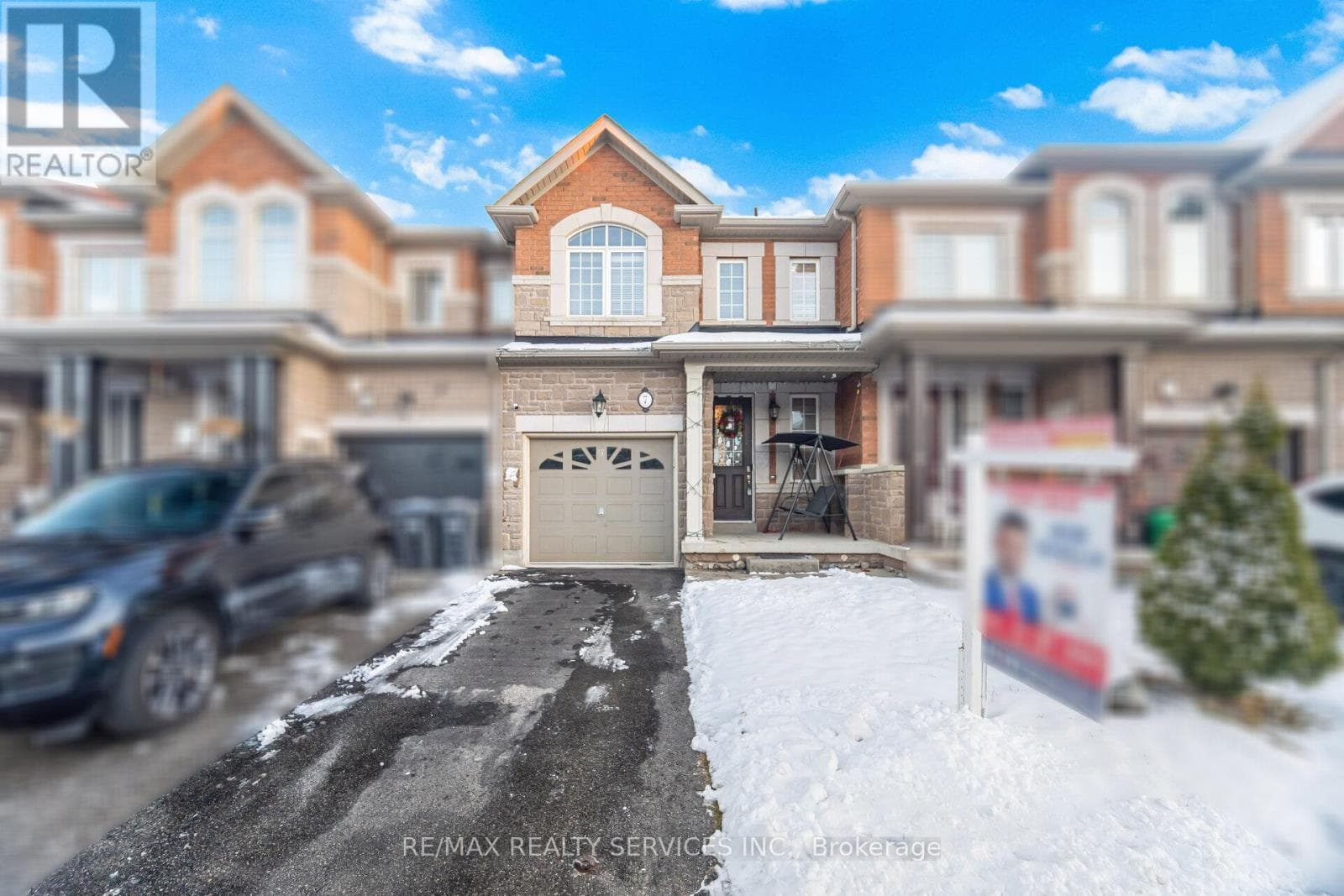 7 DUFAY ROAD — Brampton (Northwest Brampton), Ontario - Main photo