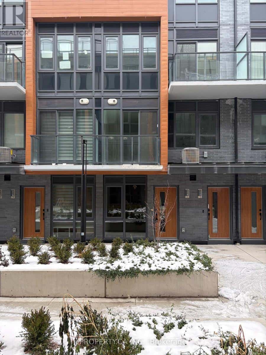 113 - 69 CURLEW DRIVE