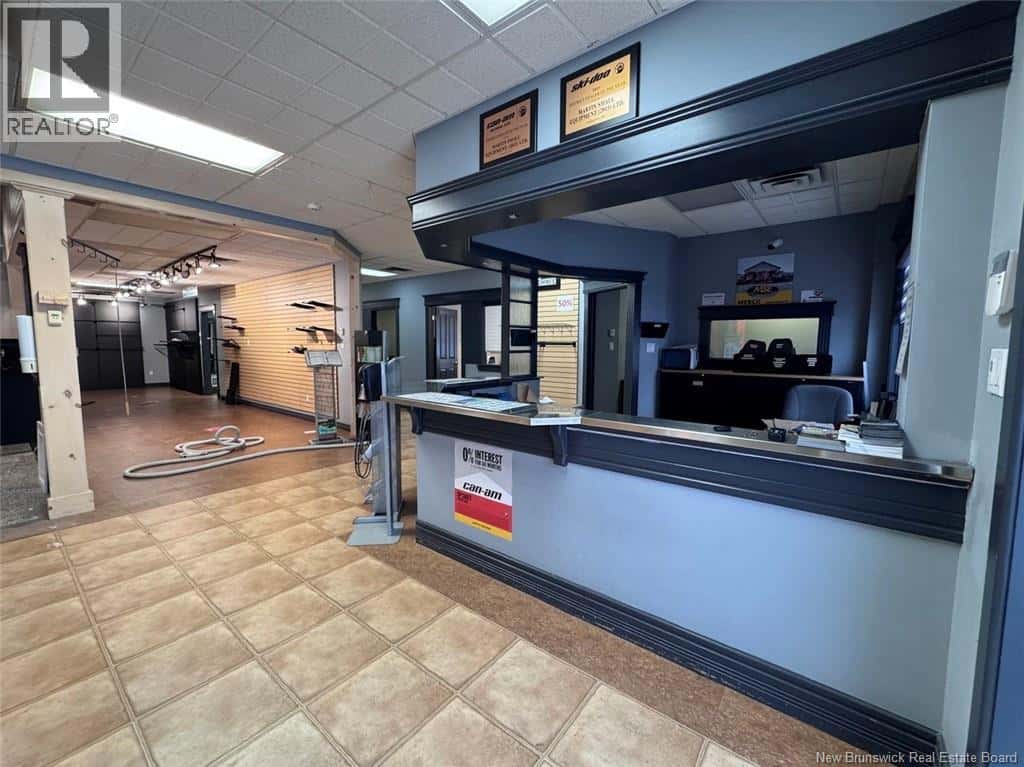 811-815 Victoria Street — Edmundston, New Brunswick - Photo 3 of 49