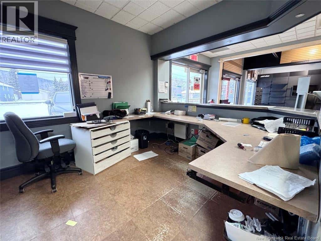 811-815 Victoria Street — Edmundston, New Brunswick - Photo 4 of 49