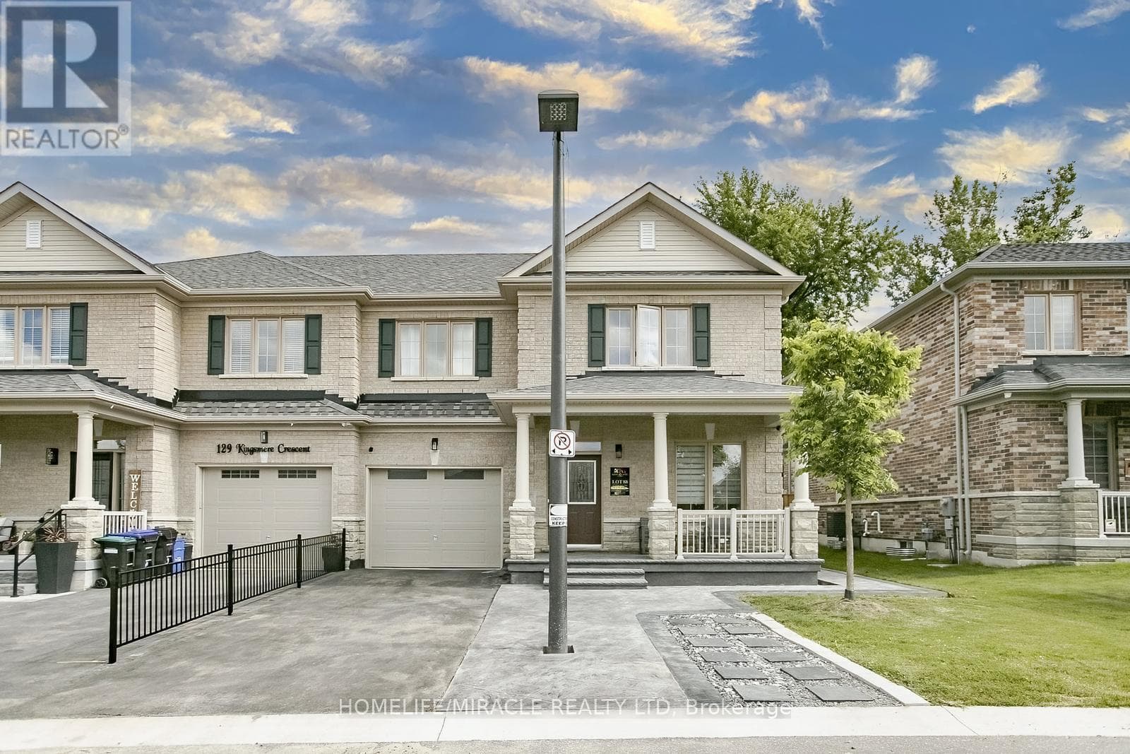 131 KINGSMERE CRESCENT — New Tecumseth (Alliston), Ontario - Main photo