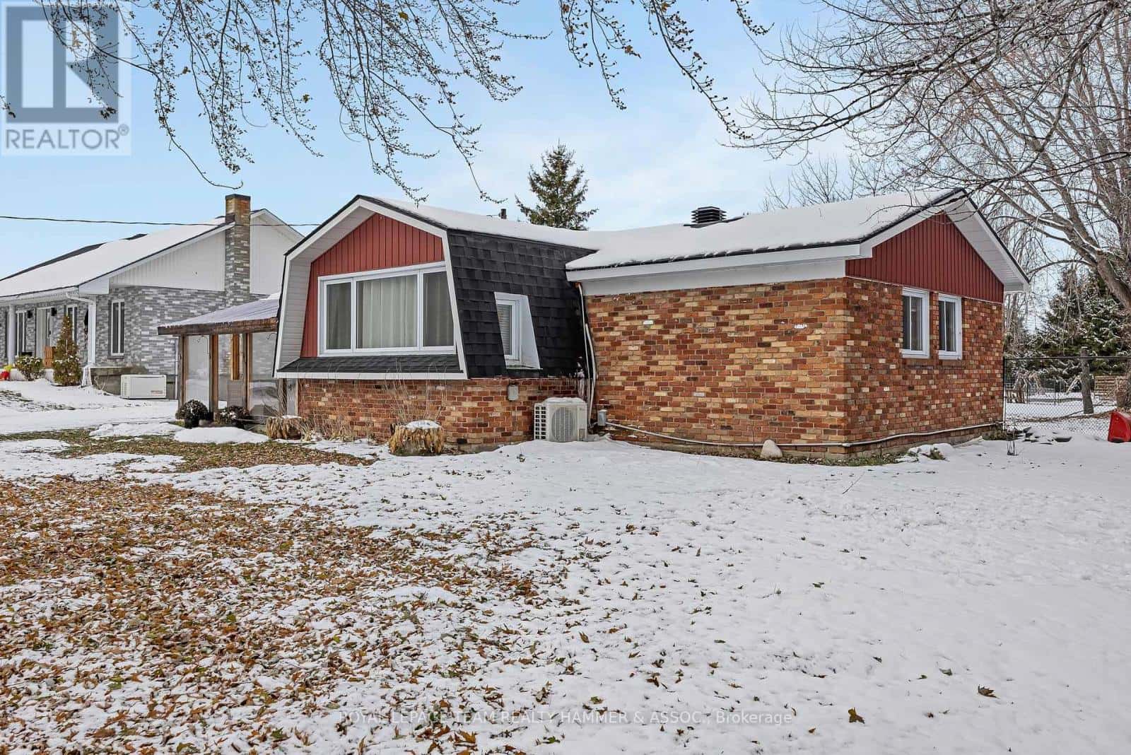 4691 COUNTY RD 10 — The Nation, Ontario - Photo 2 of 28