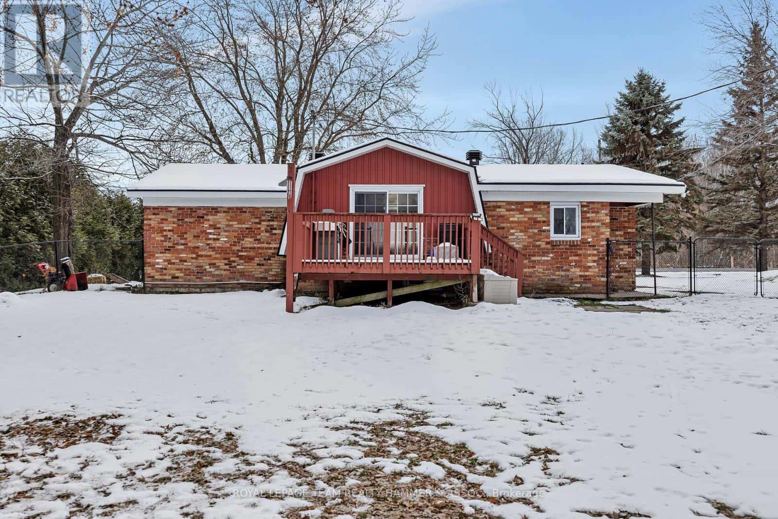 4691 COUNTY RD 10 — The Nation, Ontario - Photo 3 of 28