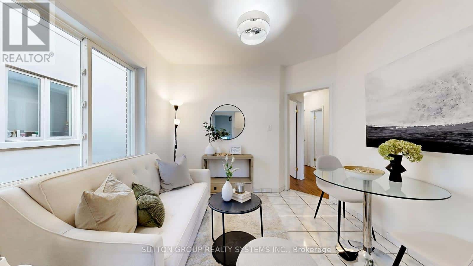 19 MONTCALM AVENUE — Toronto (Briar Hill-Belgravia), Ontario - Photo 4 of 50