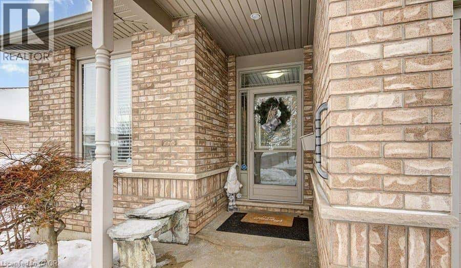 566 SPITFIRE Street Unit# 55 — Woodstock, Ontario - Photo 4 of 50