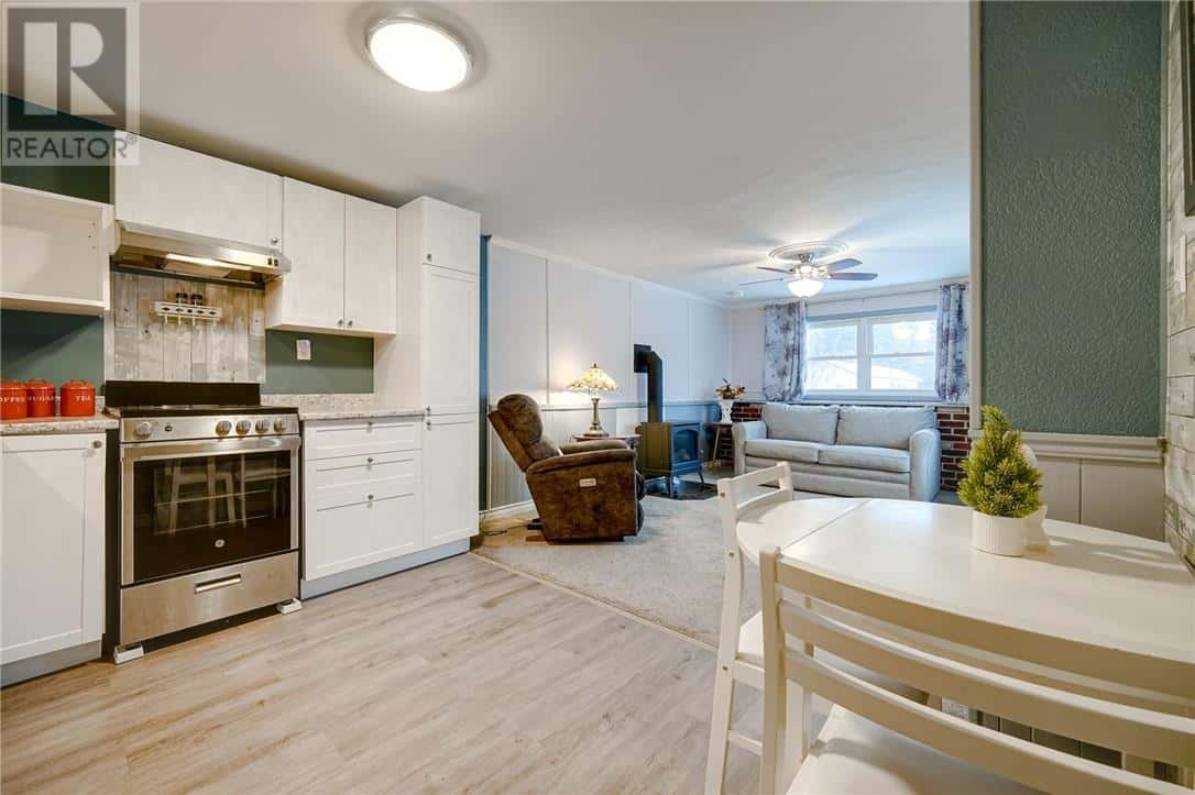 411 Black Lake Road Unit# 15 — Lively, Ontario - Photo 4 of 18