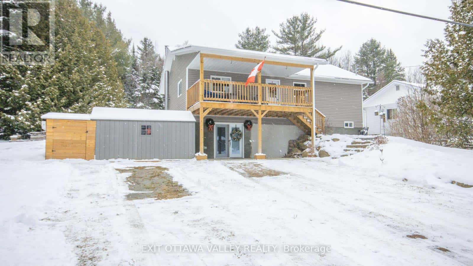 39090 COMBERMERE ROAD — Madawaska Valley, Ontario - Photo 2 of 44