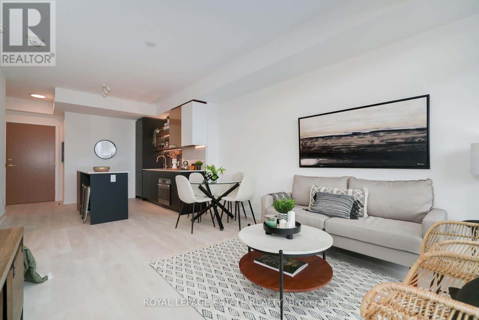 404 - 1285 QUEEN STREET E — Toronto (Greenwood-Coxwell), Ontario - Photo 4 of 21