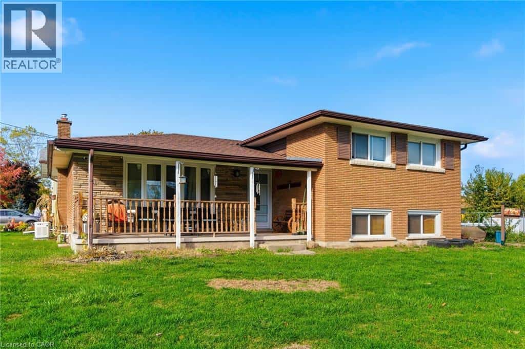 143 ABERDEEN Street — Fort Erie, Ontario - Photo 2 of 22