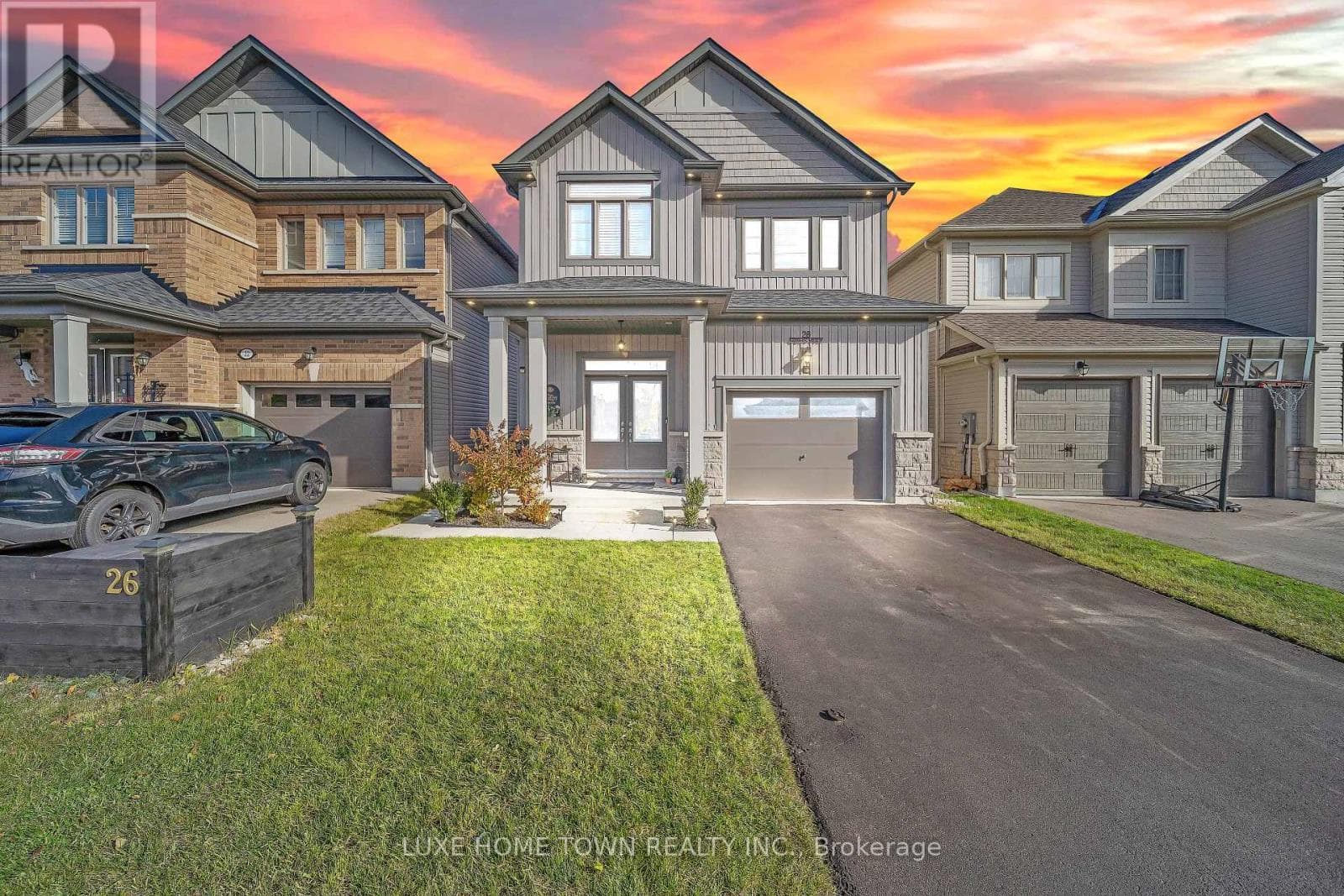 26 GIBBS WAY — Centre Wellington (Fergus), Ontario - Main photo