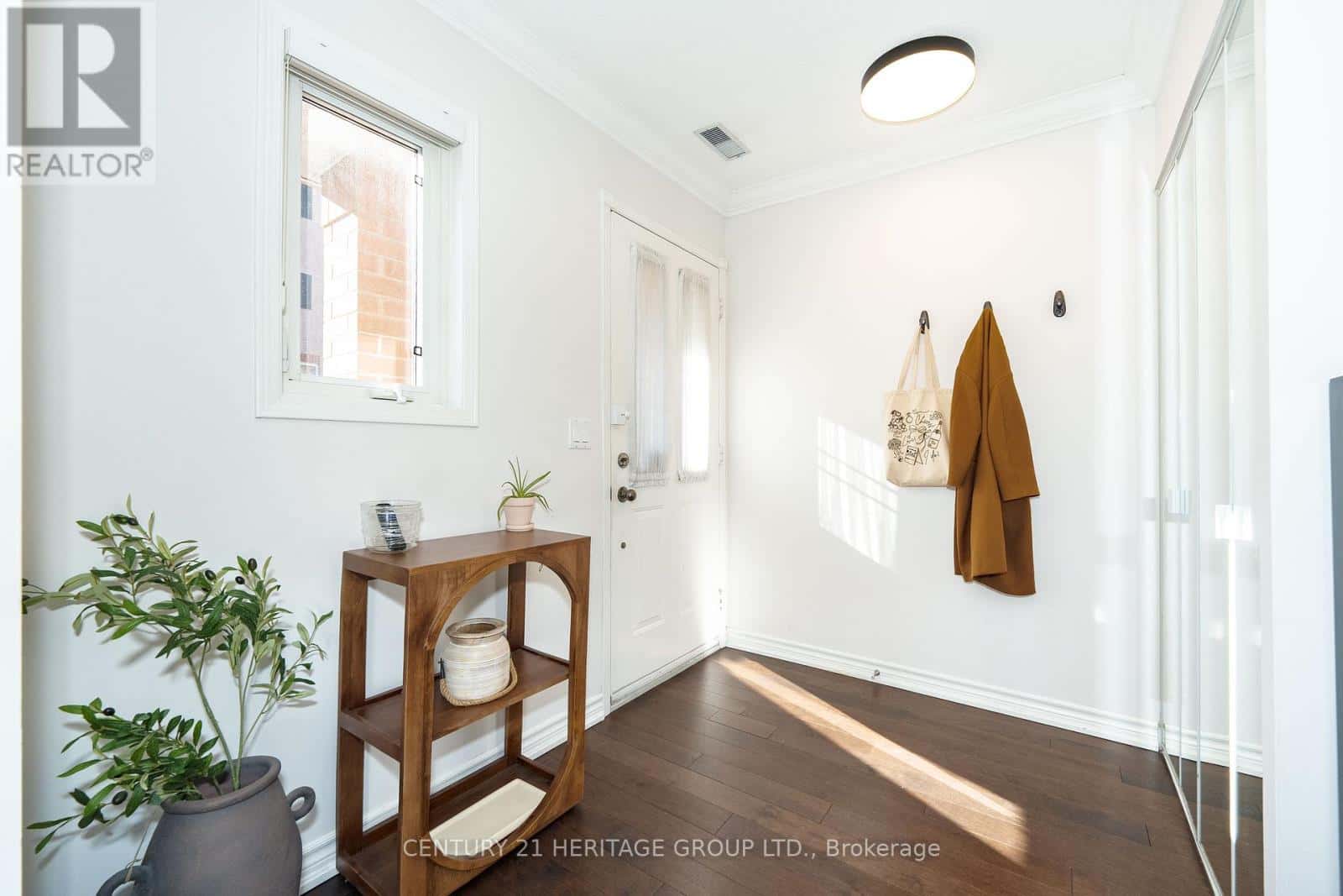 500 - 1400 THE ESPLANADE ROAD N — Pickering (Liverpool), Ontario - Photo 3 of 31