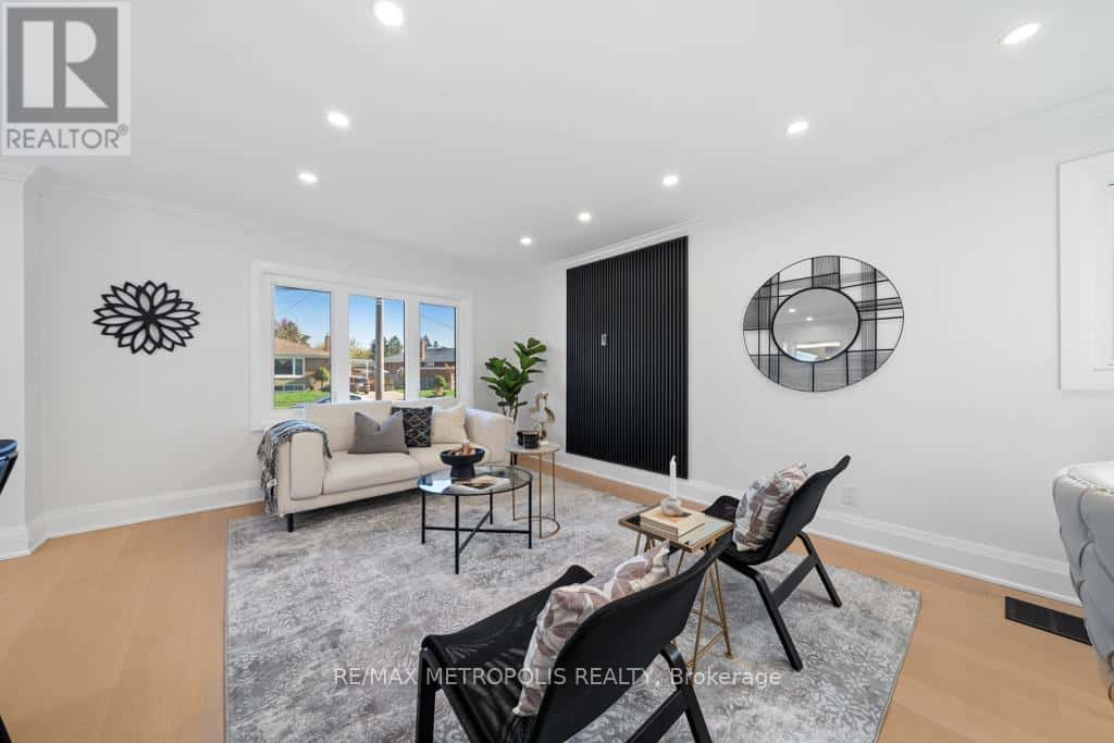 27 GULLY DRIVE — Toronto (Bendale), Ontario - Photo 5 of 28