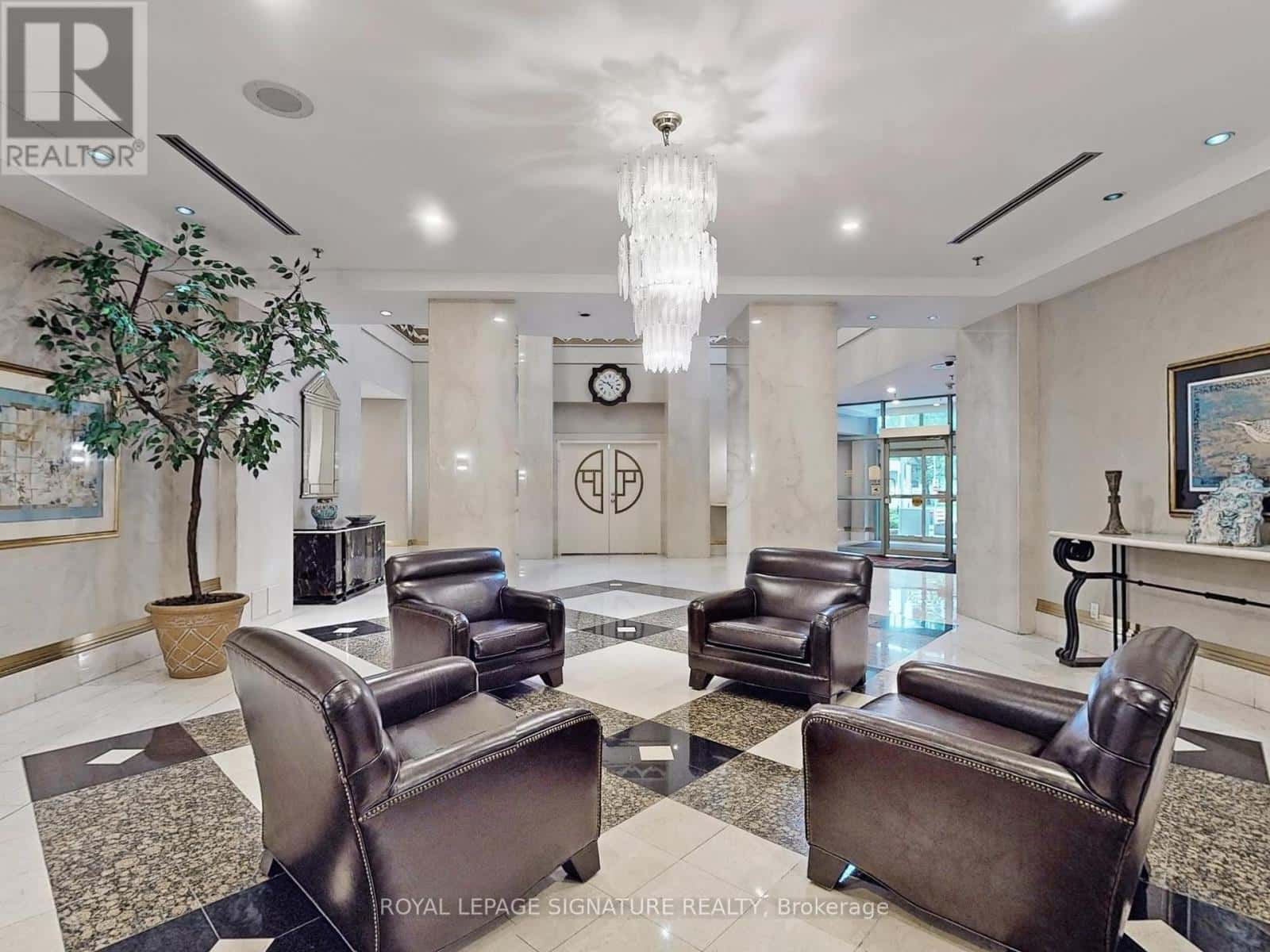 620 - 88 CORPORATE DRIVE — Toronto (Woburn), Ontario - Photo 3 of 25