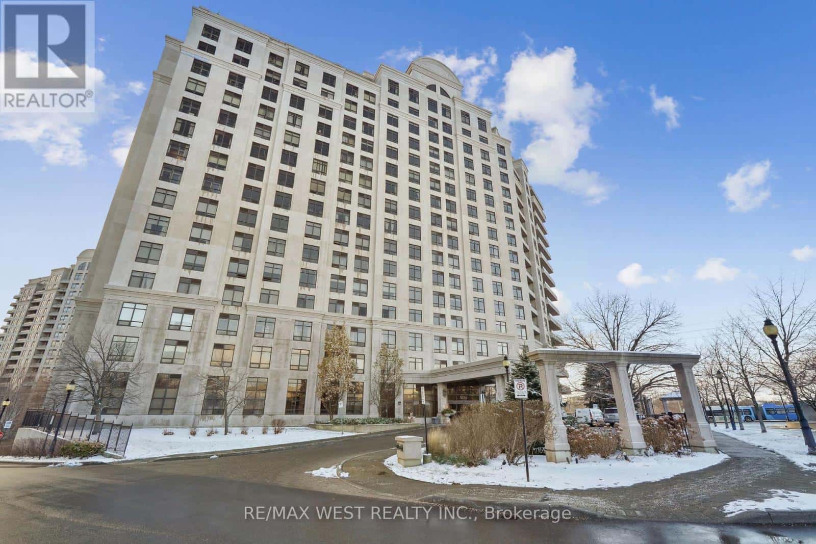 9235 Jane Street 407