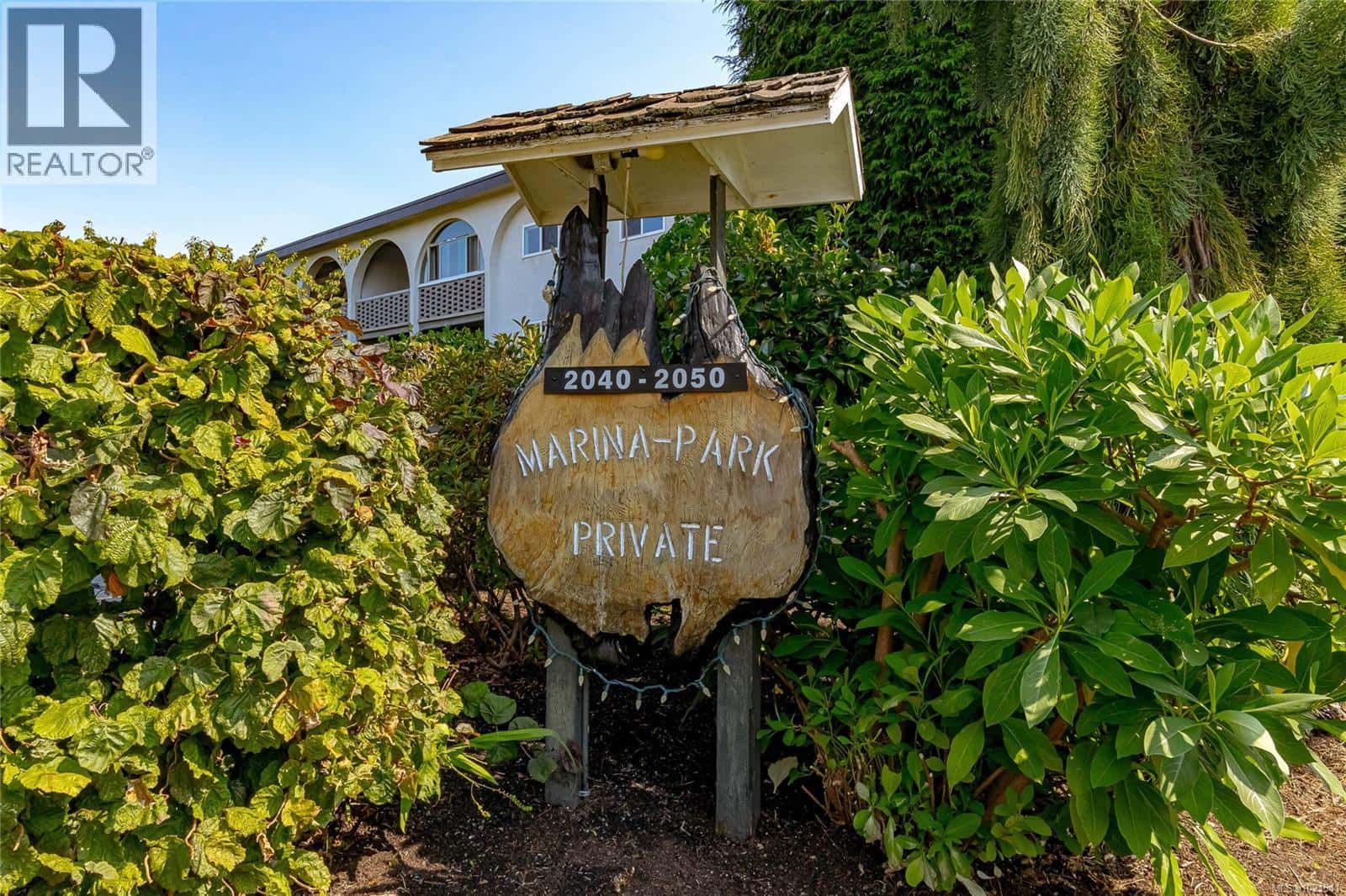 108 2040 White Birch Rd — Sidney, British Columbia - Photo 3 of 38