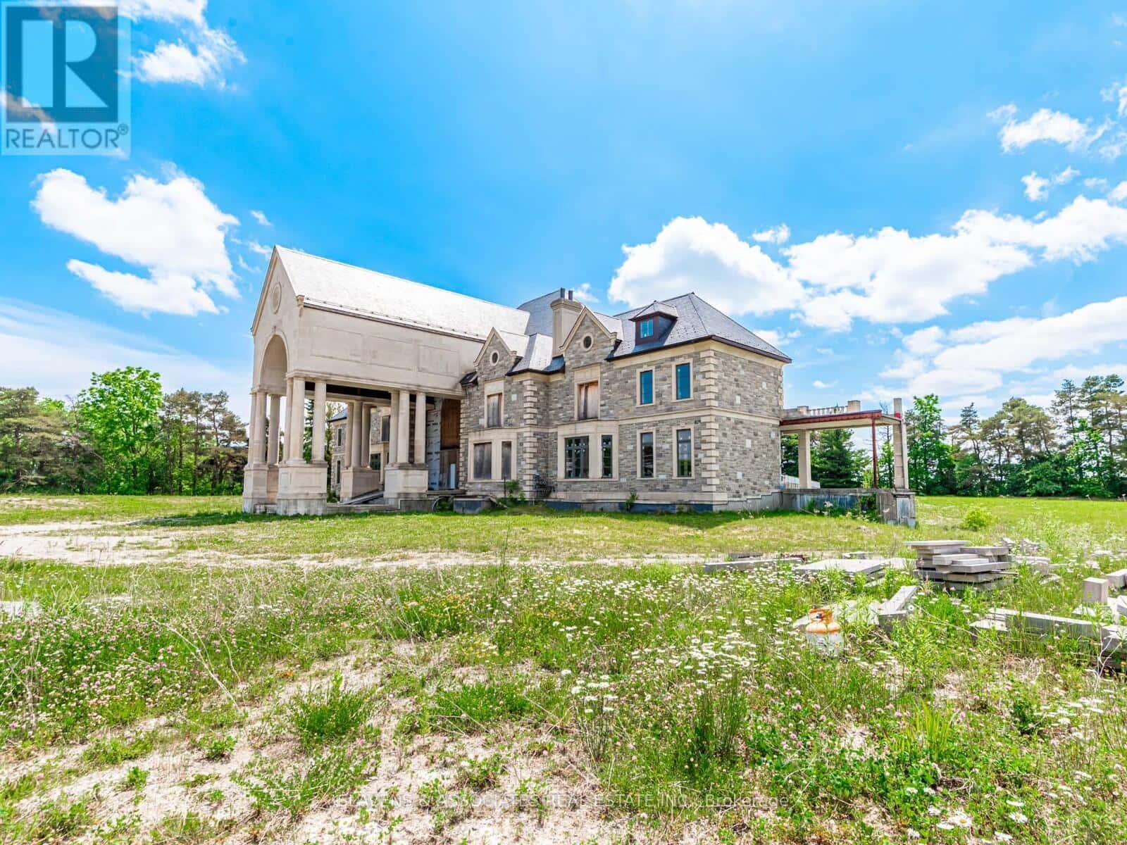 12068 MCCOWAN ROAD — Whitchurch-Stouffville, Ontario - Photo 3 of 41