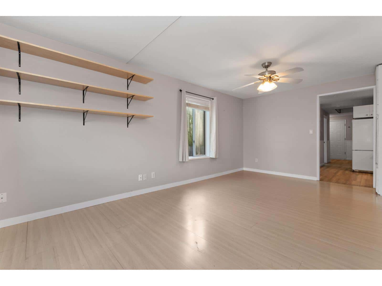 6882 LOUGHEED HIGHWAY, Agassiz — Agassiz, British Columbia - Photo 5 of 29