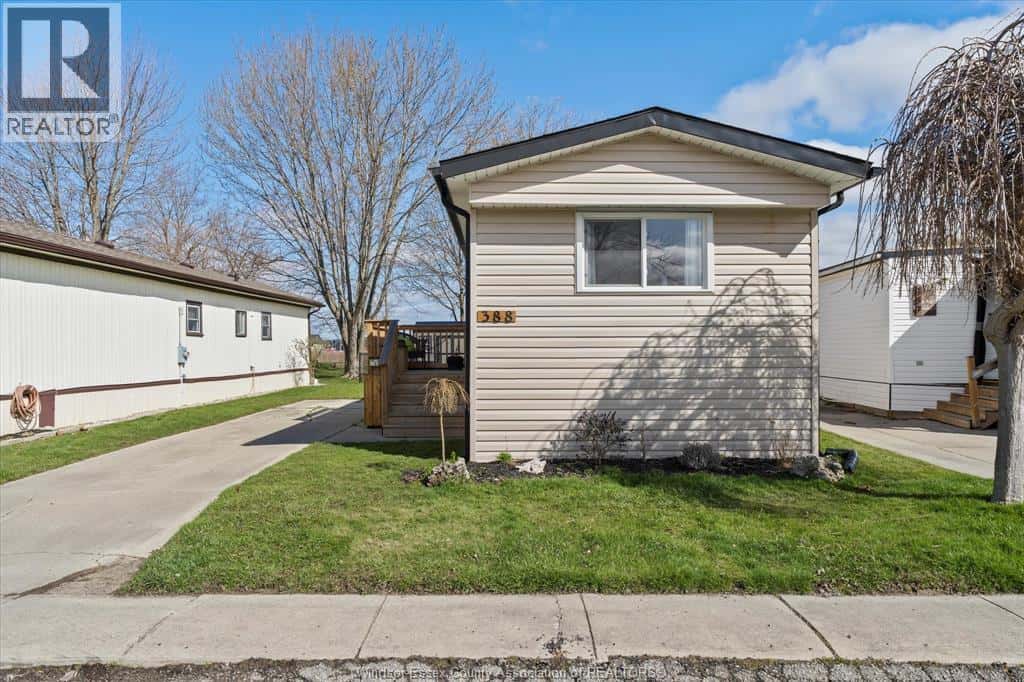 388 NORTH MALDEN — Essex, Ontario - Photo 4 of 29