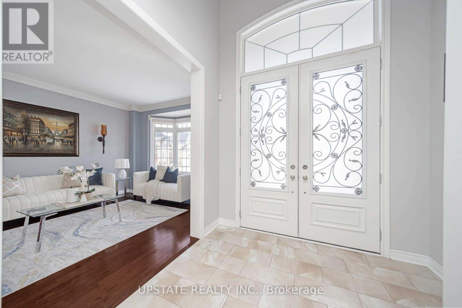 10 AGINCOURT CIRCLE — Brampton (Credit Valley), Ontario - Photo 4 of 45