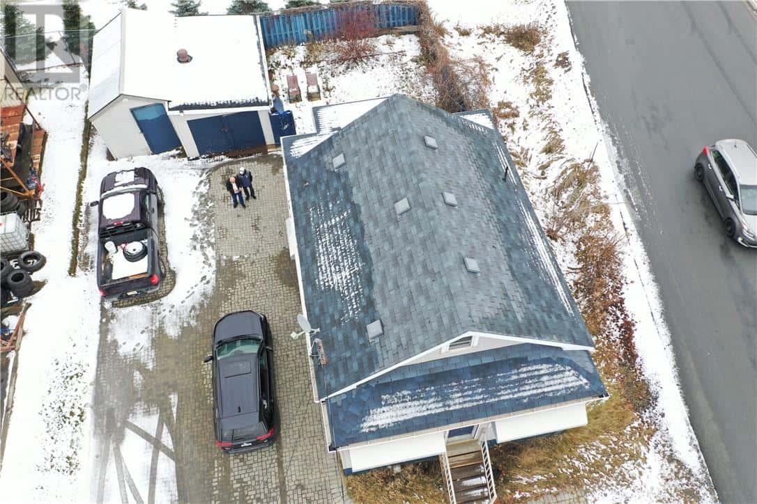 775 FALCONBRIDGE RD — Greater Sudbury, Ontario - Photo 2 of 21