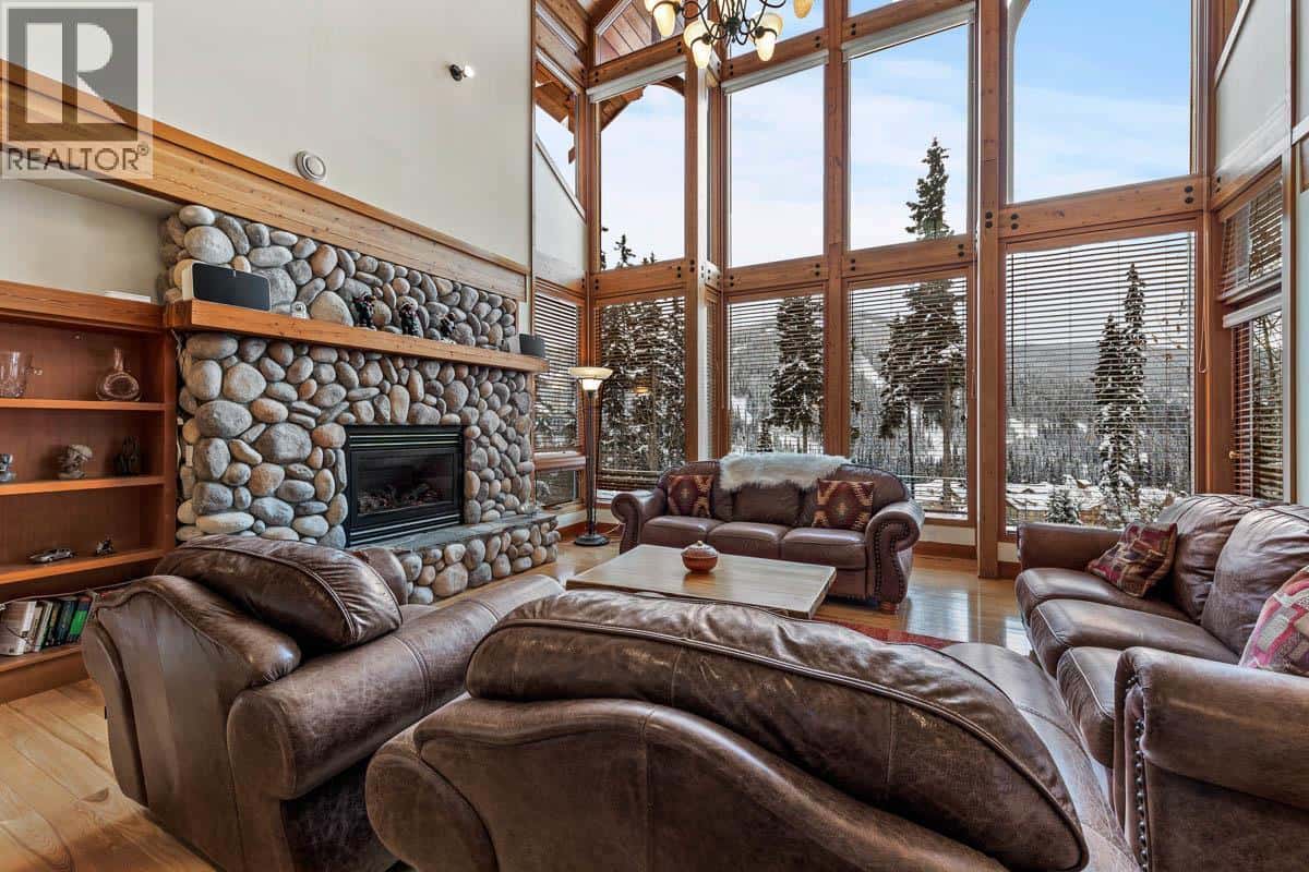 4119 SUNDANCE Drive — Sun Peaks, British Columbia - Photo 5 of 63