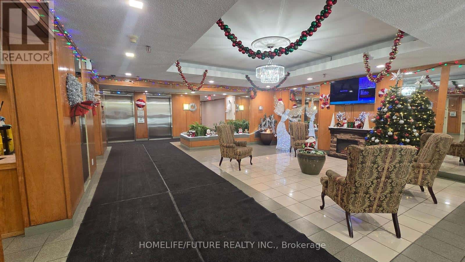 1502 - 410 MCLEVIN AVENUE — Toronto (Malvern), Ontario - Photo 2 of 33