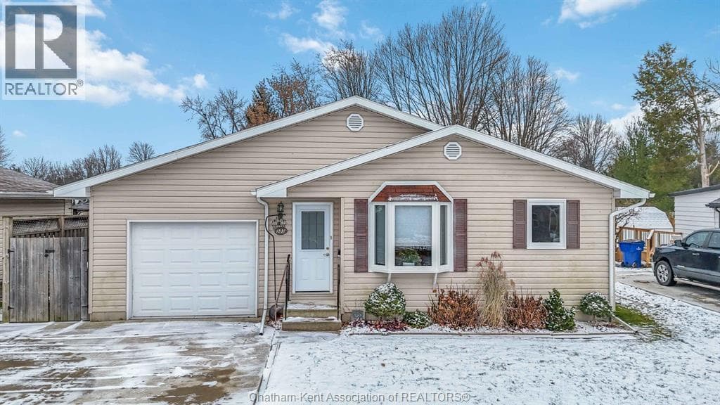 503 Trerice STREET West — Dresden, Ontario - Main photo