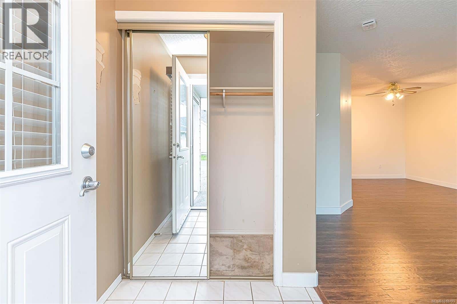 23 815 Dunsmuir Cres — Ladysmith, British Columbia - Photo 5 of 49