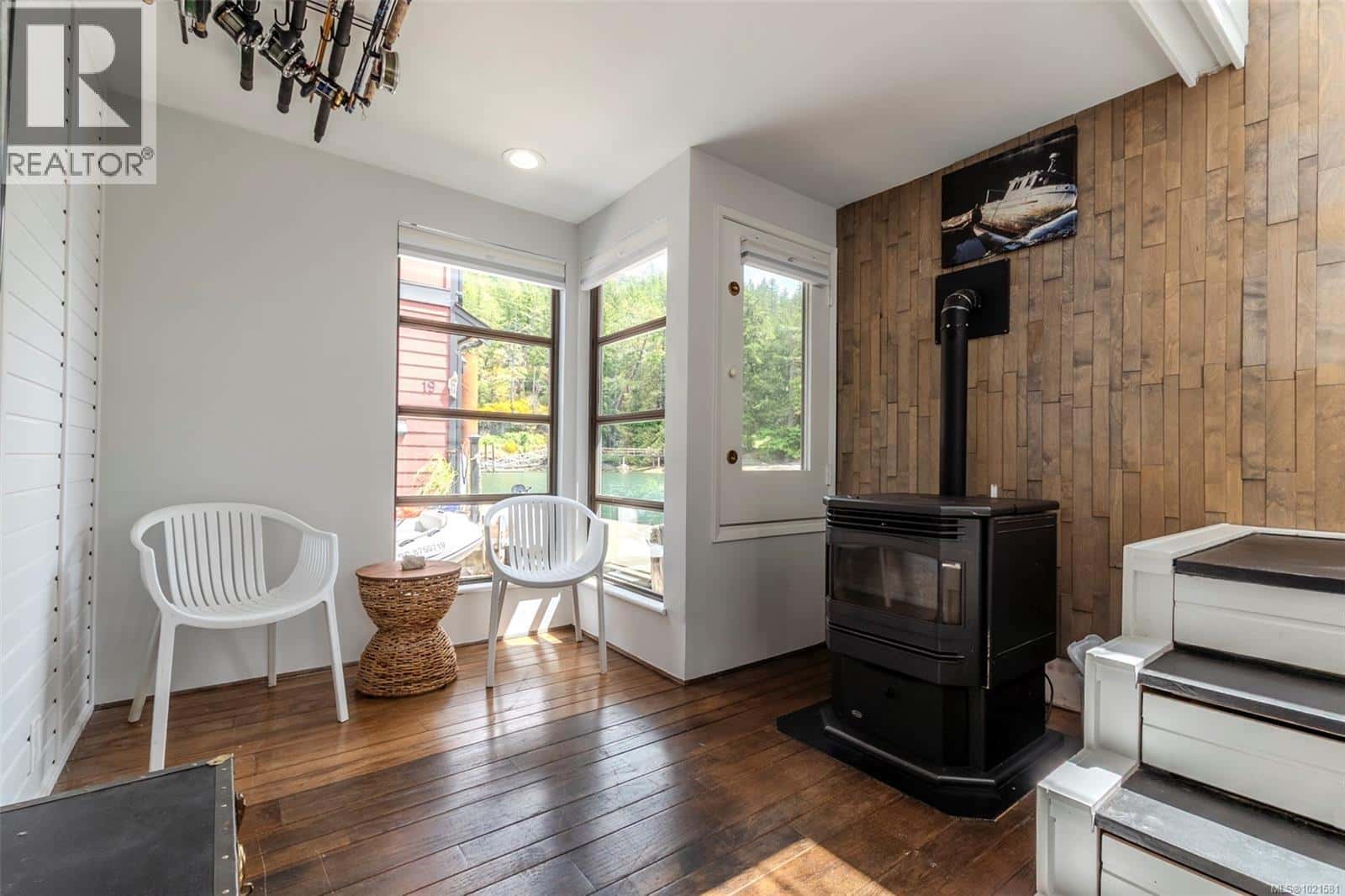 J17 6145 Genoa Bay Rd — Duncan, British Columbia - Photo 4 of 26