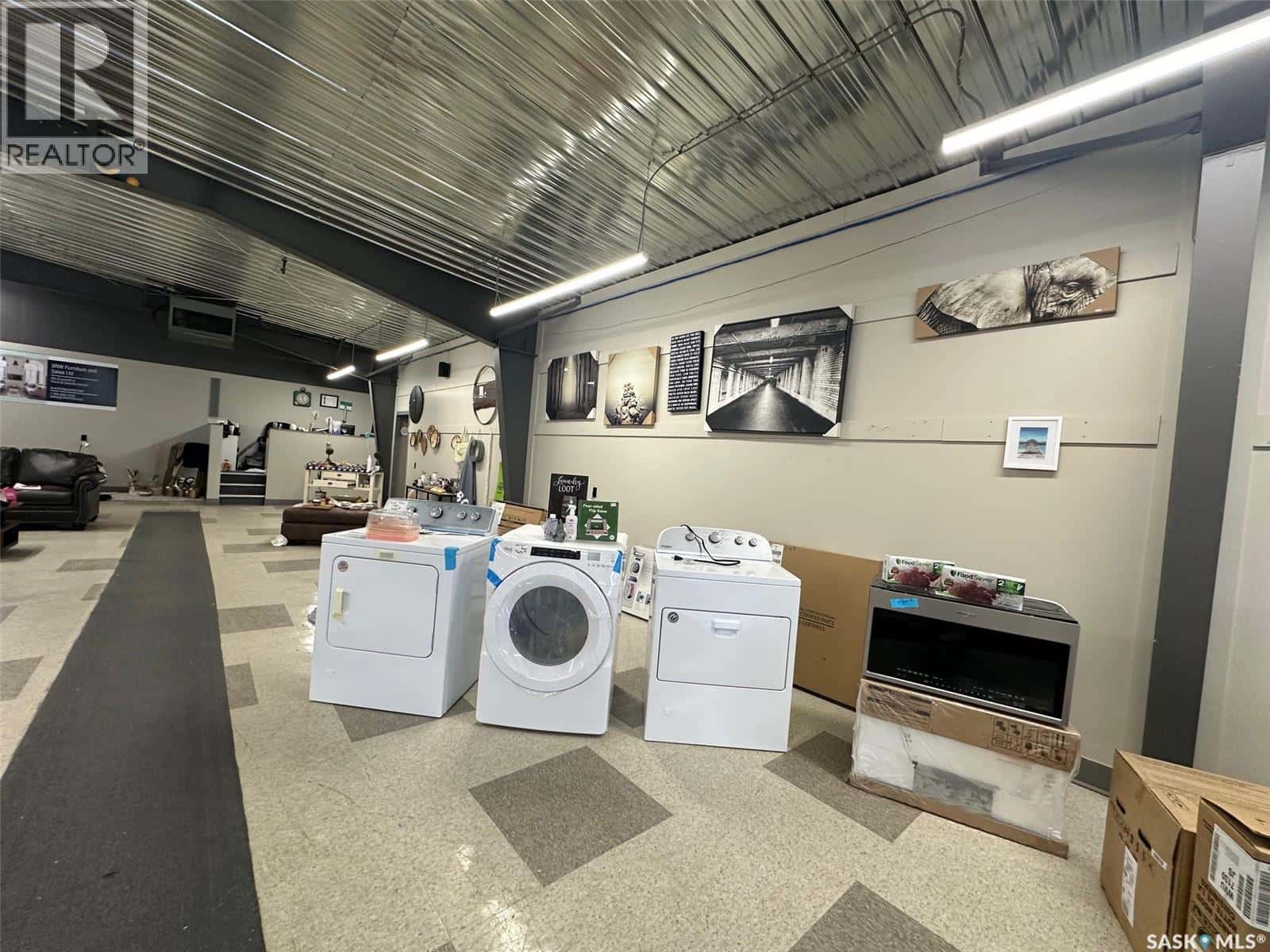 105 Churchill STREET — Hudson Bay, Saskatchewan - Photo 3 of 4