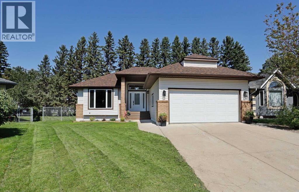 32 Fairview Close E — Brooks, Alberta - Main photo