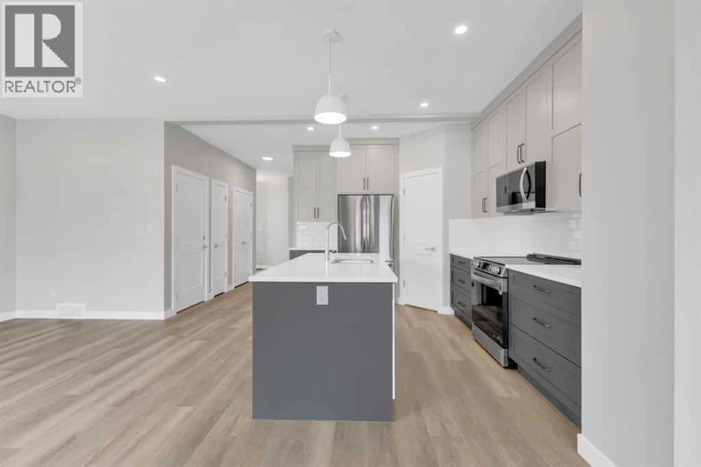 114 Palmer Circle — Blackfalds, Alberta - Photo 5 of 49