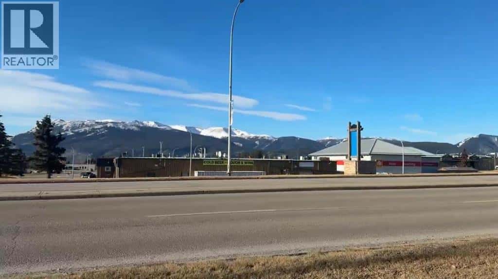 10005 100 Street — Grande Cache, Alberta - Photo 4 of 9