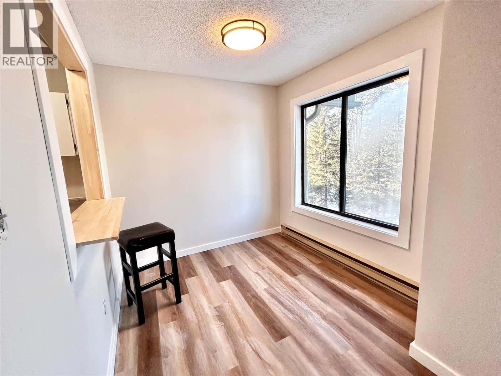 185 Chamberlain Crescent Unit# 313 — Tumbler Ridge, British Columbia - Photo 2 of 9