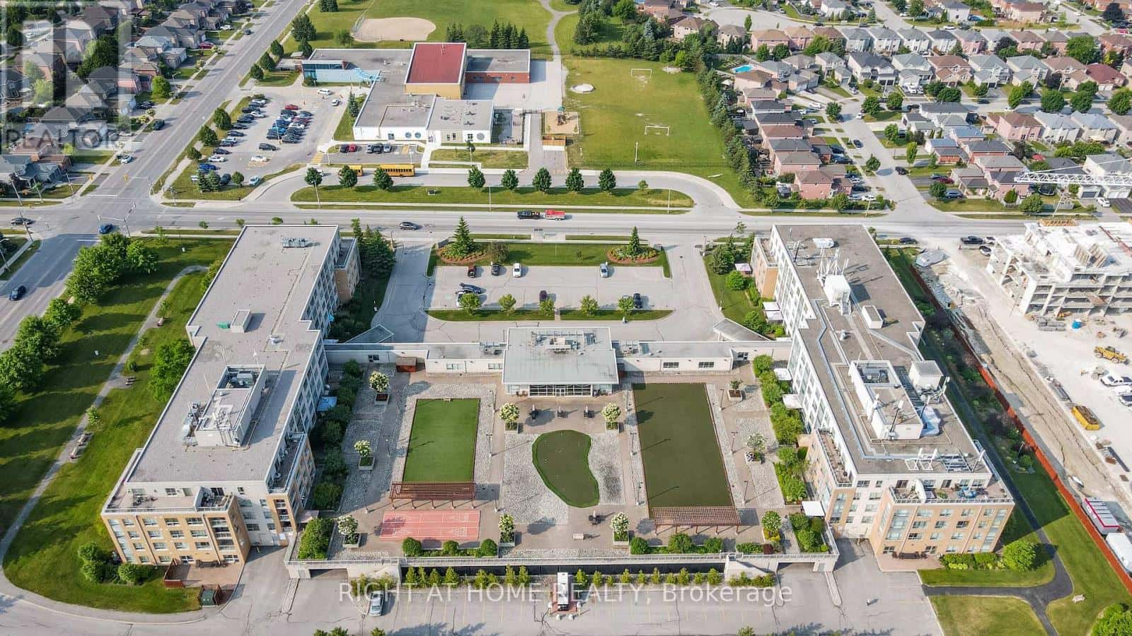 402 - 94 DEAN AVENUE — Barrie (Painswick South), Ontario - Photo 3 of 35