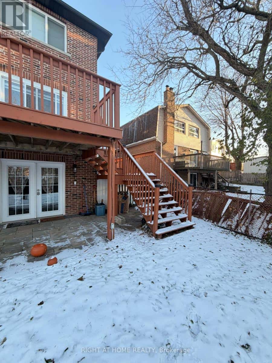 130 ALEXMUIR BOULEVARD — Toronto (Agincourt North), Ontario - Photo 3 of 12