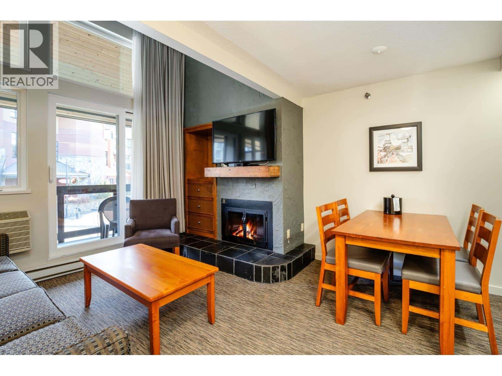 210 4420 SUNDIAL PLACE — Whistler, British Columbia - Photo 3 of 20