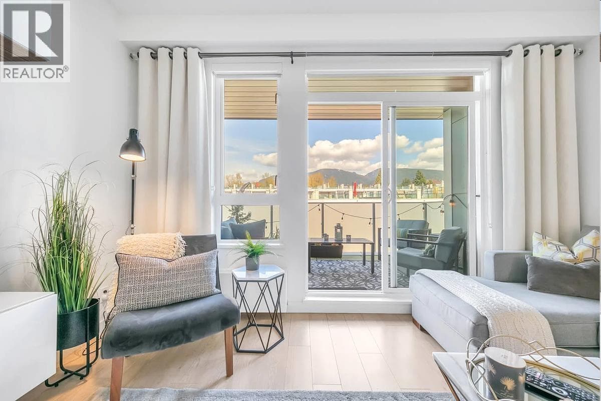 410 711 W 14TH STREET — North Vancouver, British Columbia - Main photo