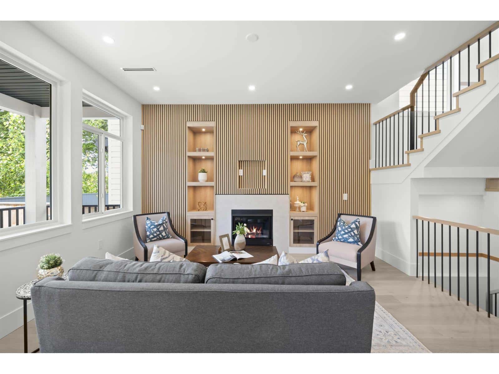 7527 205 STREET — Langley, British Columbia - Photo 4 of 40