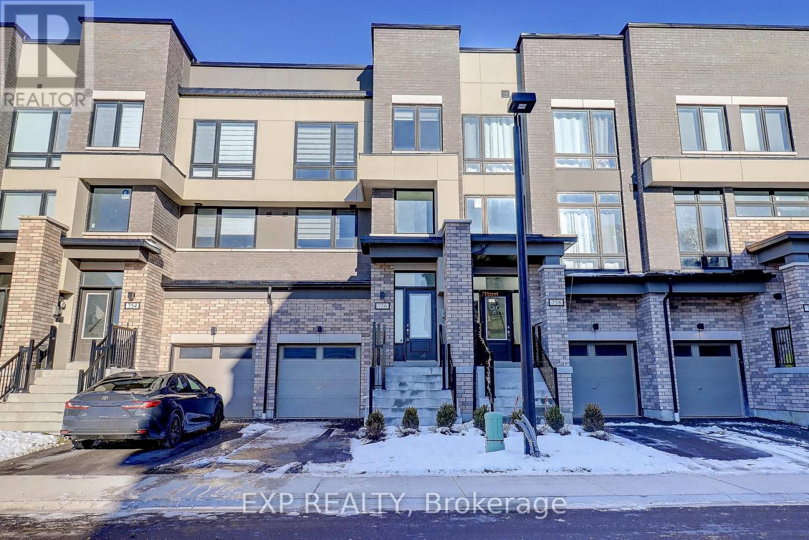 756 HEATHROW PATH — Oshawa (Samac), Ontario - Main photo