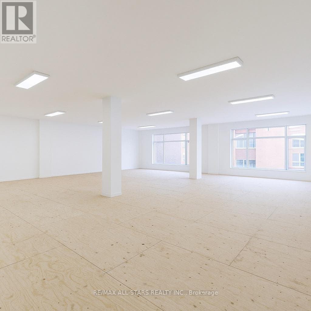 302 - 14 MCCAUL STREET — Toronto (Kensington-Chinatown), Ontario - Main photo