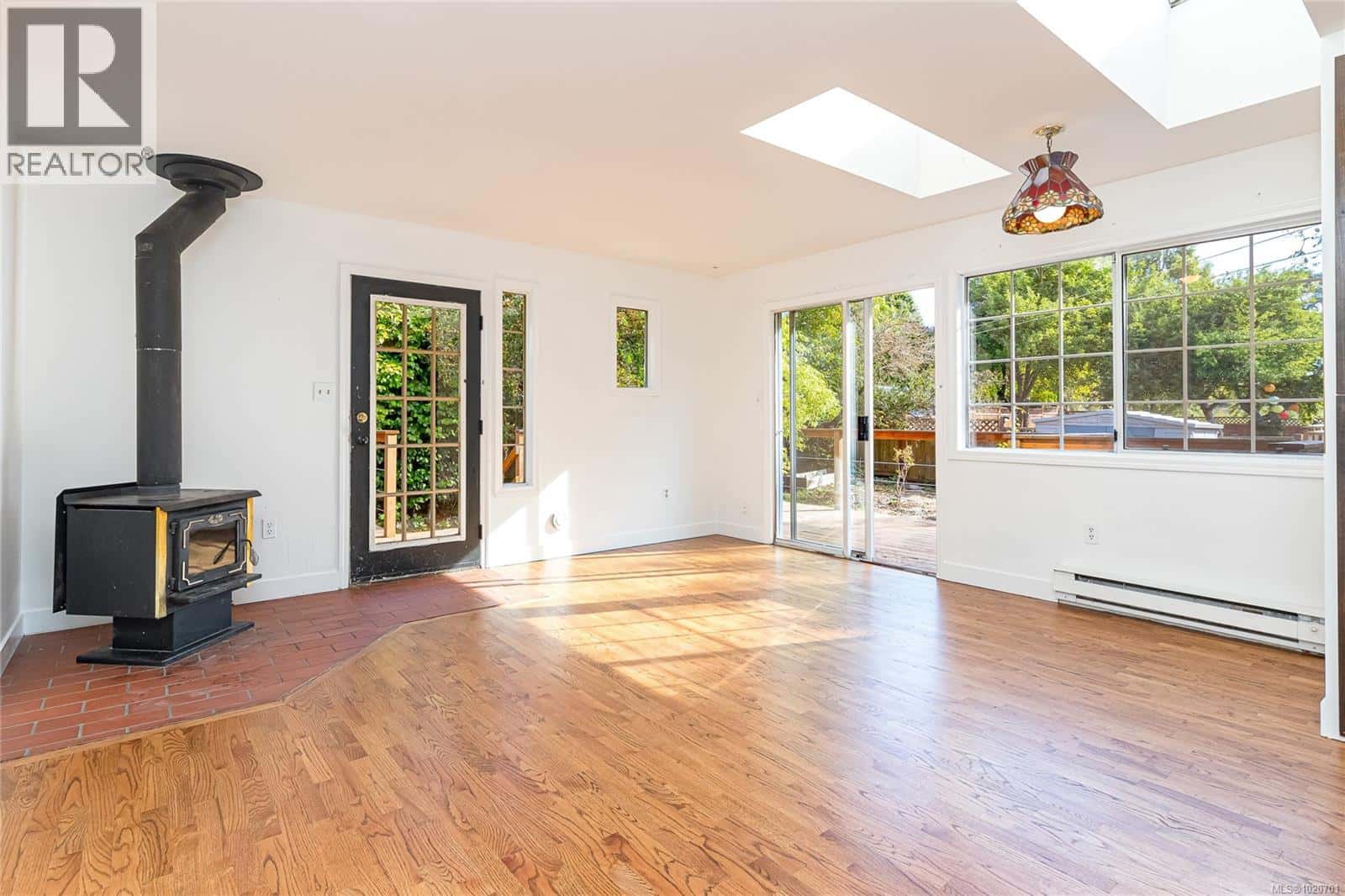 1296 Derby Rd — Saanich, British Columbia - Photo 3 of 67