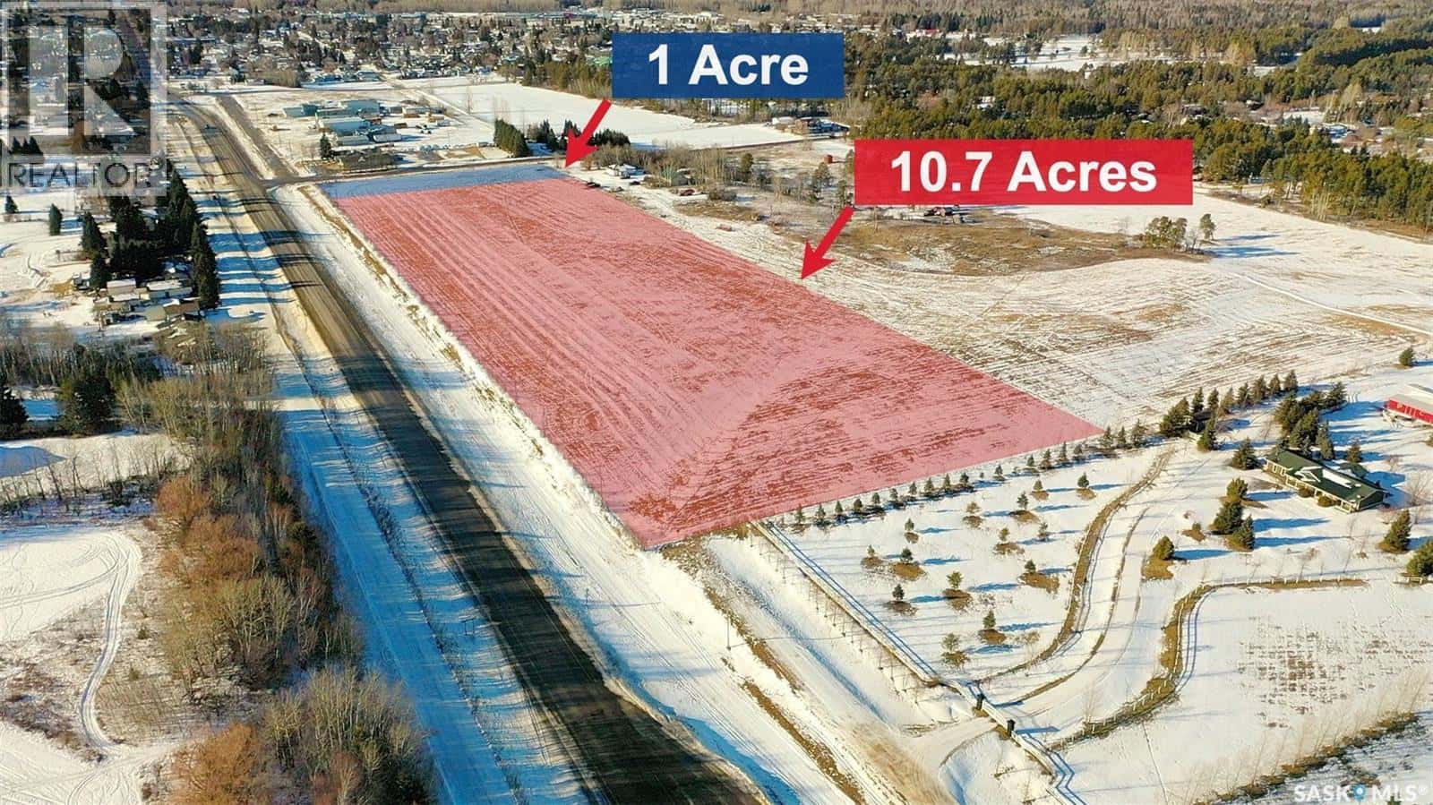 10.7 acre Prime Highway Frontage East of Nipawin — Nipawin Rm No. 487, Saskatchewan - Photo 4 of 23